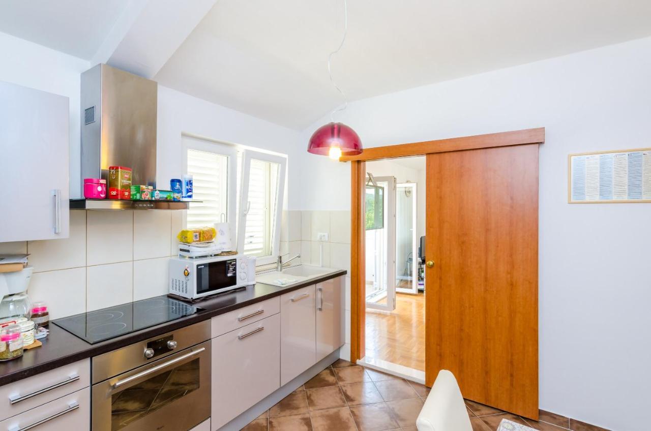 Ana Apartment ツァヴタット エクステリア 写真