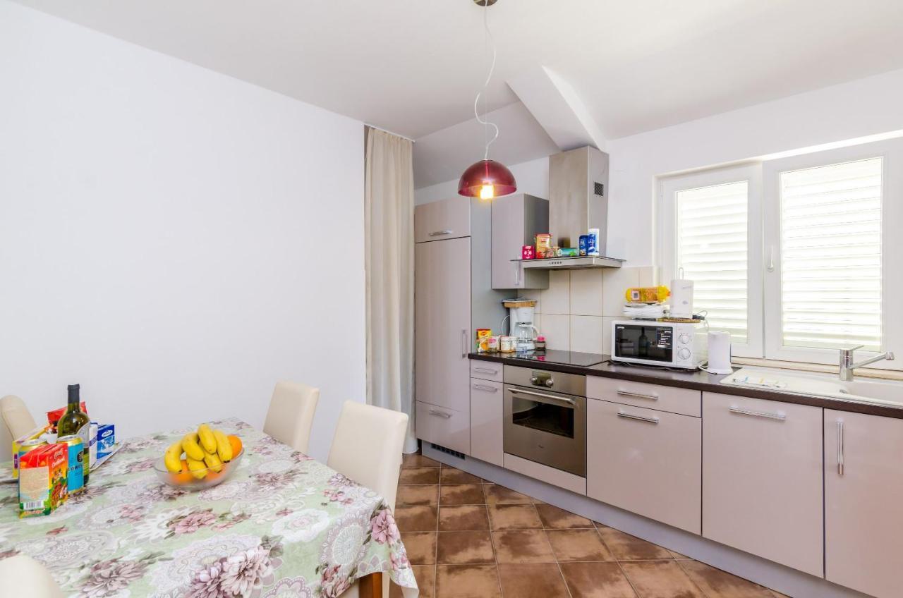 Ana Apartment ツァヴタット エクステリア 写真
