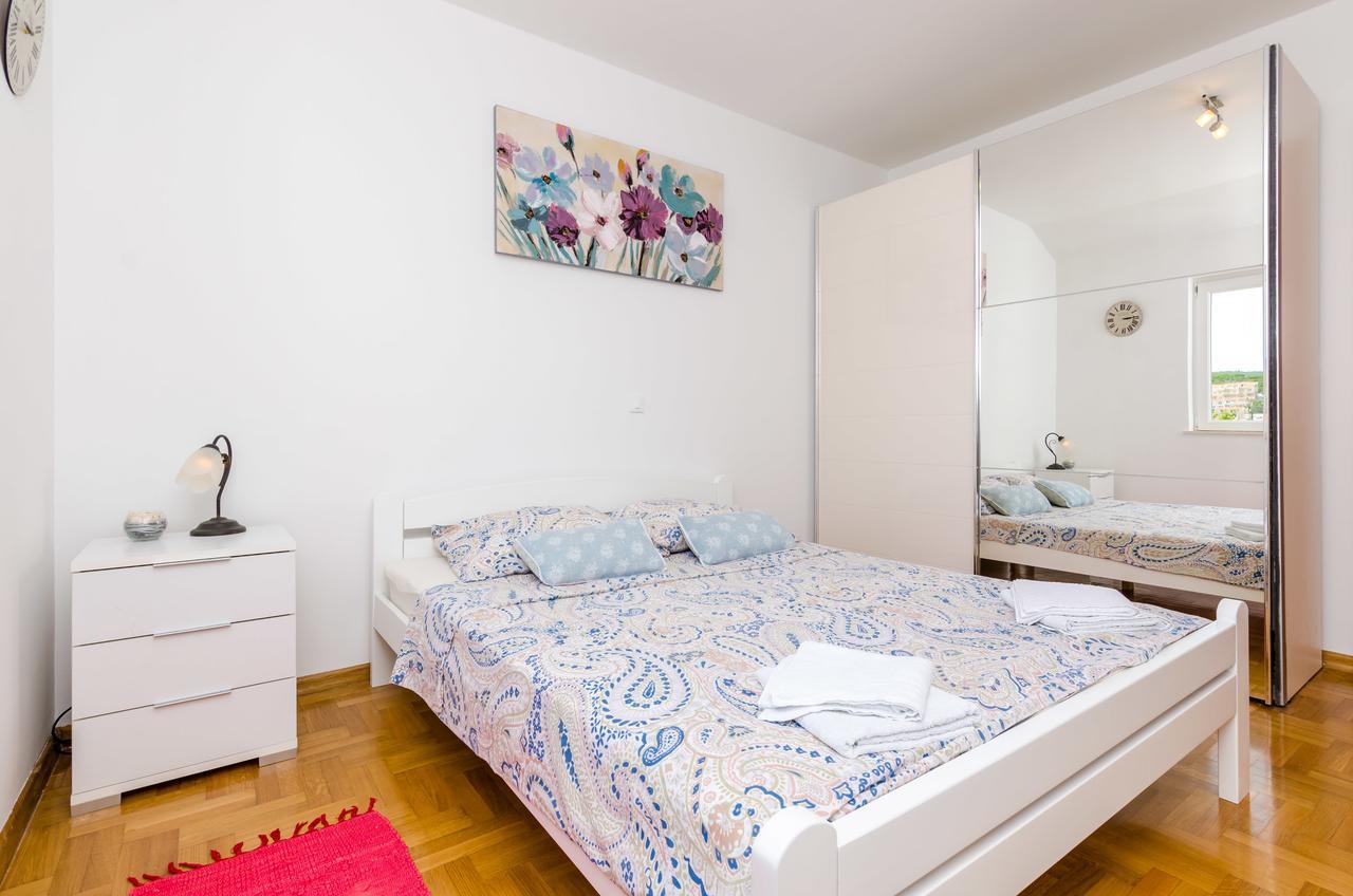 Ana Apartment ツァヴタット エクステリア 写真